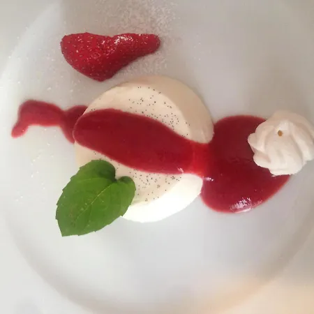 Italia 3* Serralunga d'Alba